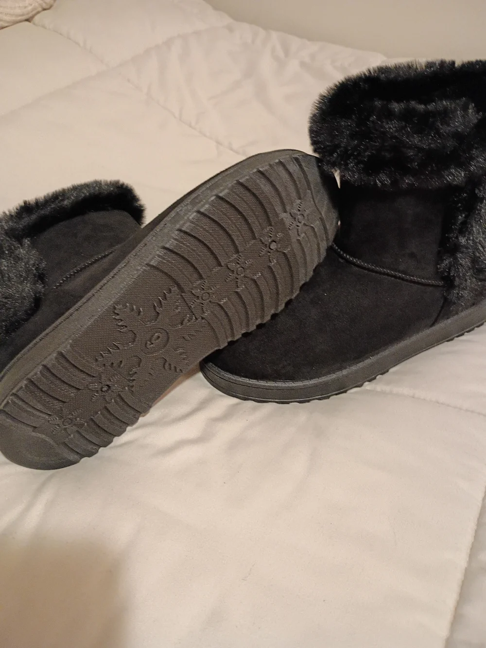 SO Black Fur Trim Winter Boots